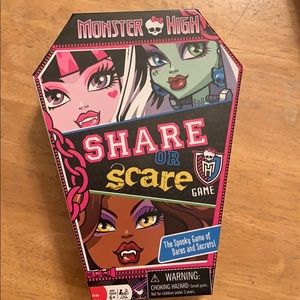 Monster High Share or Scare Game
